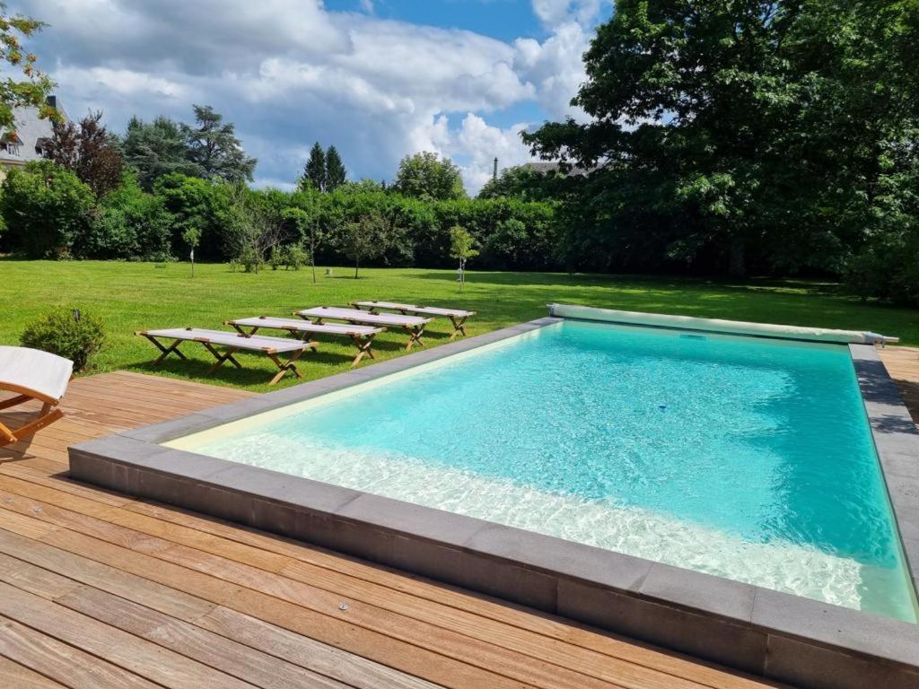 VILLA MURA gite luxe avec piscine et spa campagne et grand air nouvelle Aquitaine Corrèze Neuvic  Esterno foto