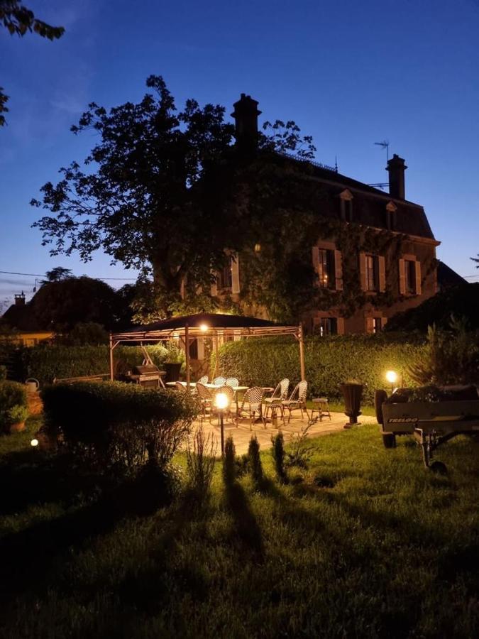 VILLA MURA gite luxe avec piscine et spa campagne et grand air nouvelle Aquitaine Corrèze Neuvic  Esterno foto