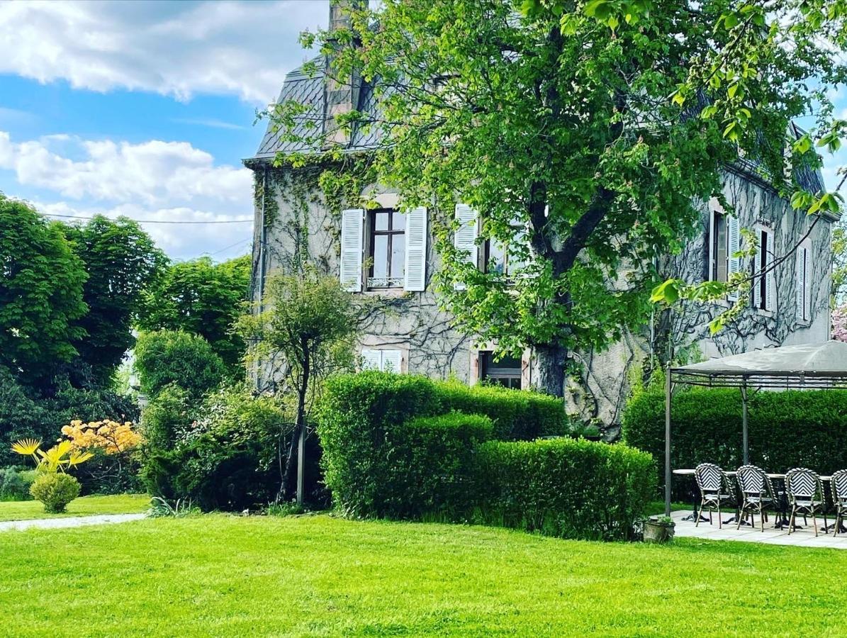 VILLA MURA gite luxe avec piscine et spa campagne et grand air nouvelle Aquitaine Corrèze Neuvic  Esterno foto